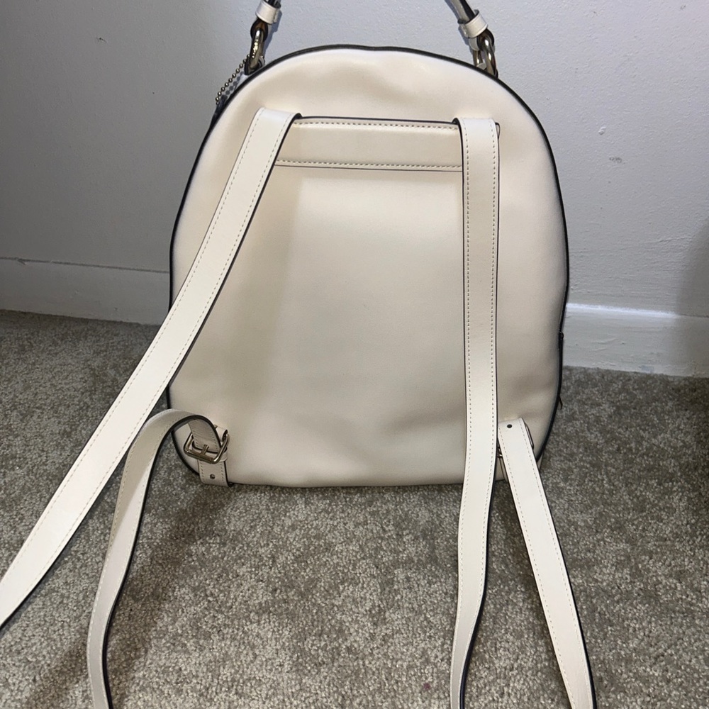 Coach Off-White Signature Backpack - Picture 3 of 9
